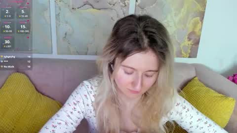 camilladreamer online show from March 20, 9:31 pm