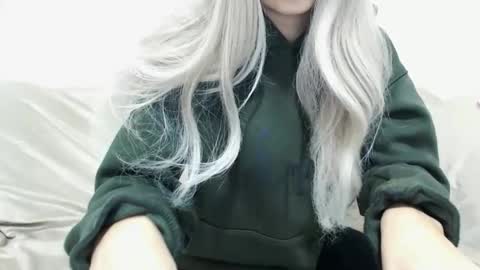 CamilleBunny online show from December 5, 4:34 am