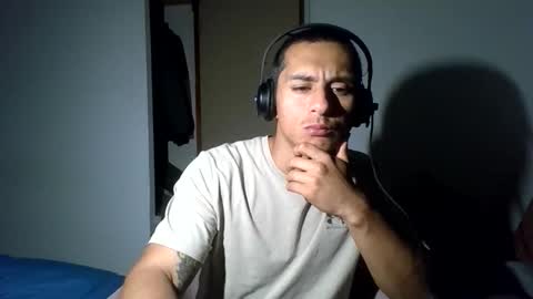 camilomilagros online show from April 14, 4:05 am
