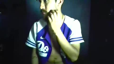 camisitas737 online show from December 2, 9:07 am