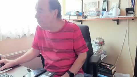 Snapshot of cammee chatting on February 1, 9:21 am Cammee online show from February 1, 9:21 am