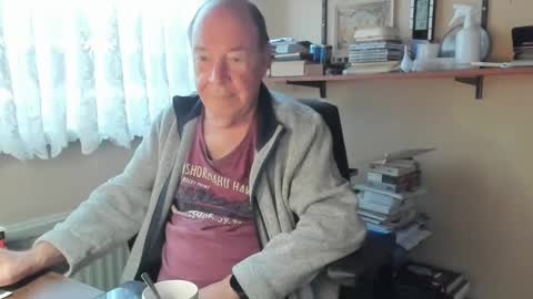 Snapshot of cammee chatting on February 22, 9:34 am Cammee online show from February 22, 9:34 am