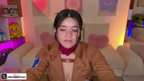   Lets reach 200 thumbs up  online show from November 24, 8:18 pm