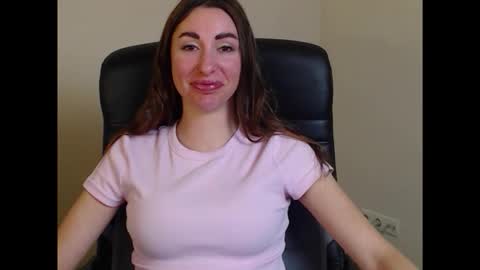 cammila horn online show from January 18, 6:17 pm