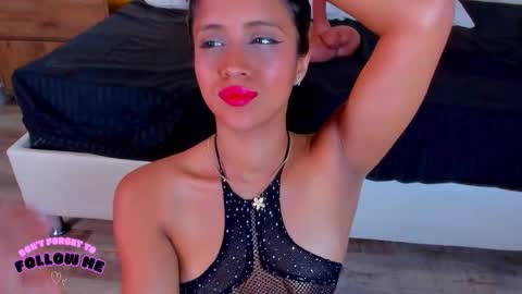 Camila online show from January 13, 8:05 pm