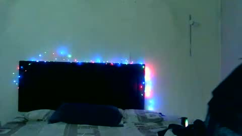 Camren online show from March 7, 5:35 pm