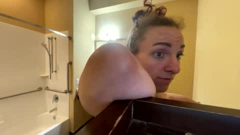 candicegurley1993 online show from January 18, 1:47 am