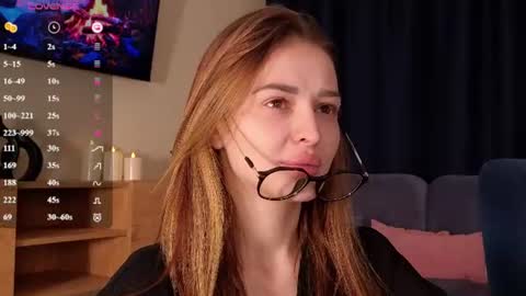 Hey there Im Anna 21 years old online show from July 9, 6:12 pm