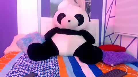 candy online show from February 20, 6:10 pm