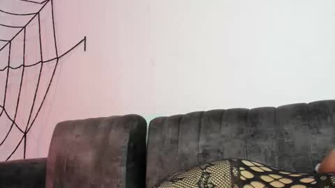 Snapshot of candy_cumy1 chatting on October 31, 7:31 am Dayan Camila online show from October 31, 7:31 am