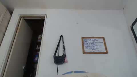 Snapshot of candy_cumy1 chatting on February 25, 7:31 am Dayan Camila online show from February 25, 7:31 am