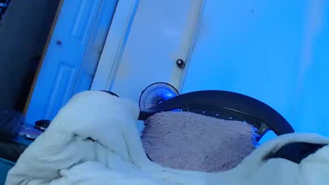 candy_cumyy1 online show from January 30, 11:22 am