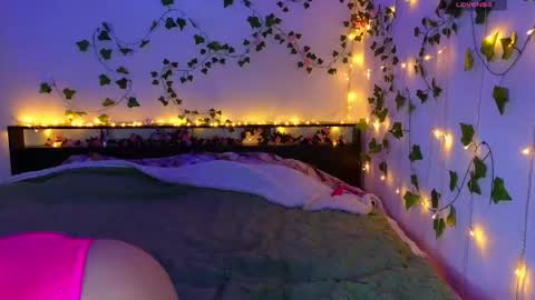 candy_flosse online show from March 26, 4:29 am