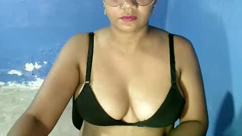 Snapshot of candyflowerlub chatting on January 16, 3:02 am candyflowerlub online show from January 16, 3:02 am