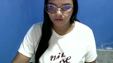 Snapshot of candyflowerlub chatting on February 23, 12:19 am candyflowerlub online show from February 23, 12:19 am