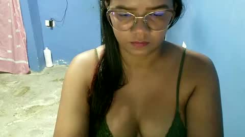 Snapshot of candyflowerlub chatting on March 7, 2:57 am candyflowerlub online show from March 7, 2:57 am