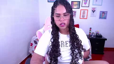 Karen online show from April 20, 8:39 am