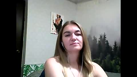 Daisy online show from October 12, 9:27 pm