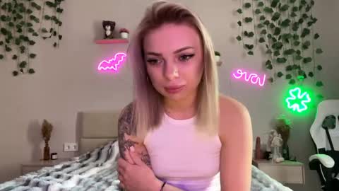 Candy online show from May 16, 10:12 am