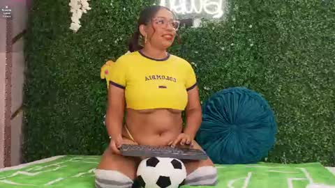 canela_montiel online show from June 15, 1:03 pm