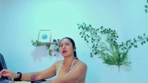 canelaa___ online show from October 14, 3:04 pm