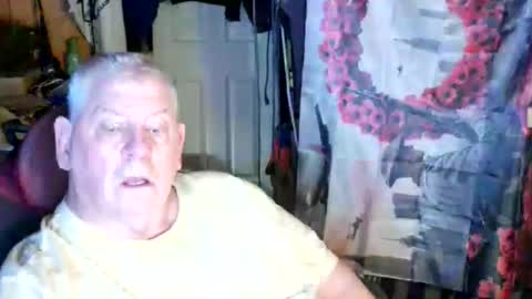 canoelicker69 online show from April 15, 7:58 pm