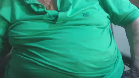 Snapshot of capitanfuturo44 chatting on September 20, 12:08 pm Cinzia  ex regina  online show from September 20, 12:08 pm