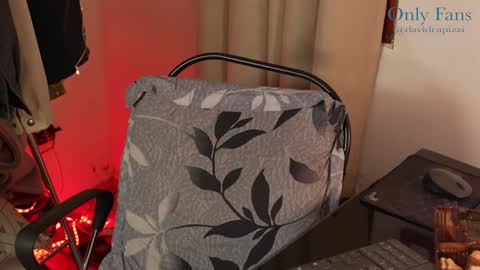 David Capizzi online show from December 13, 4:43 am