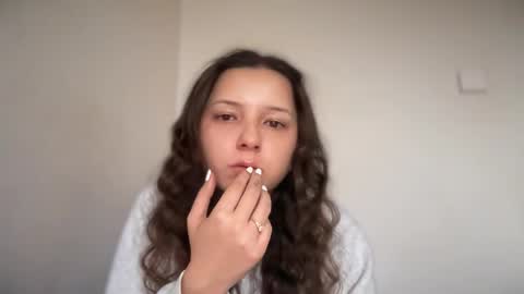 Emma online show from November 17, 6:38 am