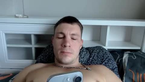 follow my twitter  online show from December 22, 7:04 am