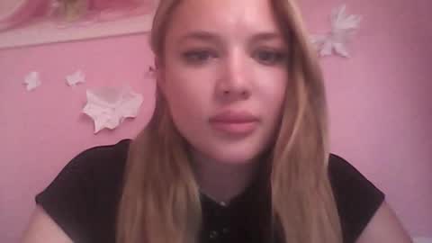caramel_dream_ online show from June 6, 12:00 pm