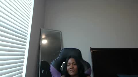 Krystal   online show from October 12, 10:22 pm