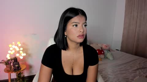              online show from January 28, 10:55 am