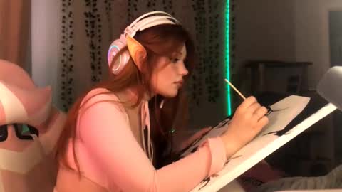 Lina online show from March 14, 1:48 pm