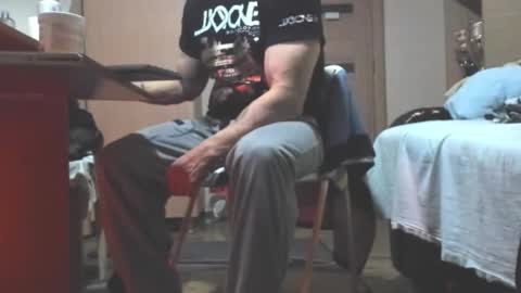 Laz online show from December 15, 11:56 pm