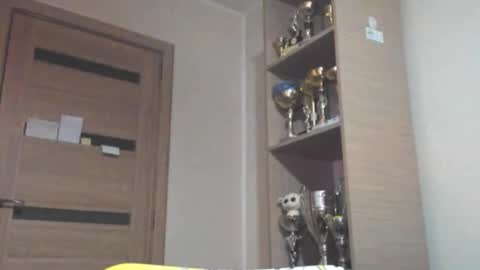 Laz online show from November 30, 5:47 am