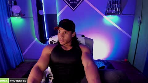 Carl online show from December 3, 4:20 am