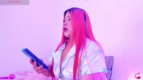 Snapshot of carla_wet18 chatting on September 29, 3:11 pm Carla Wet18 online show from September 29, 3:11 pm