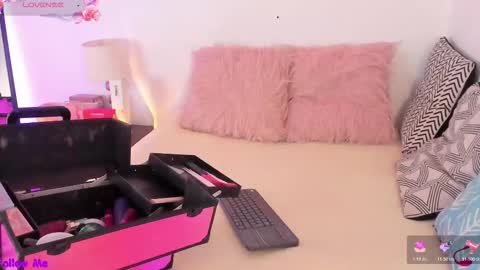 Snapshot of carla_wet18 chatting on October 20, 1:16 pm Carla Wet18 online show from October 20, 1:16 pm