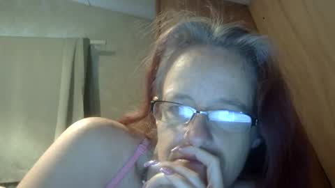carleeswoman08 online show from May 11, 11:17 am