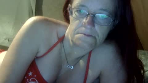 carleeswoman08 online show from June 29, 11:43 am