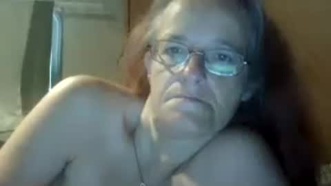 carleeswoman08 online show from June 16, 11:47 am