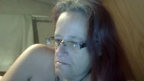 carleeswoman08 online show from April 28, 11:14 am