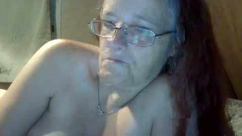 carleeswoman08 online show from June 9, 11:32 am