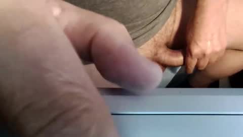 carlos770193 online show from April 10, 3:39 pm