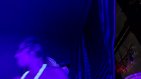 carloslove1972 online show from June 27, 8:20 am