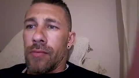 carlosrm440882 online show from March 13, 7:06 pm