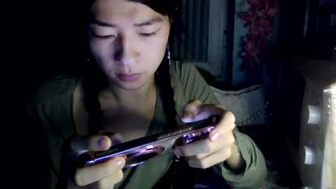 CarlyJoy online show from November 28, 5:09 pm