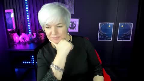 Carmen online show from December 22, 8:59 pm