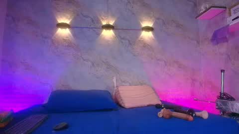 Carol online show from November 6, 7:28 pm